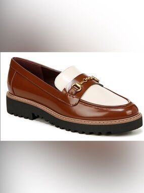 NWB Franco Sarto Women's Colette Almond Toe Lug Sole Loafers